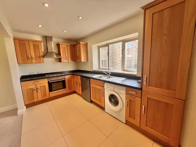 Canons Court Mews, Wotton-under-Edge, GL12, photo 3
