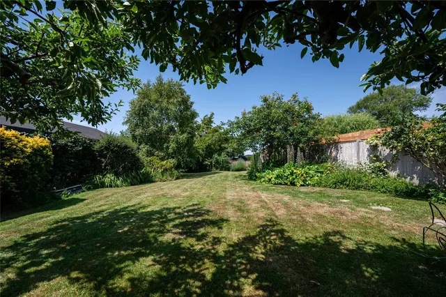 Lockgate Road, Sidlesham Common, PO20, photo 3