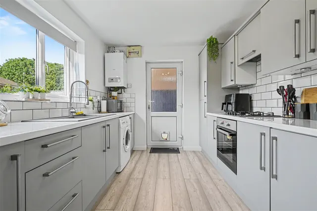 Wittering Close, Long Eaton, NG10, photo 3