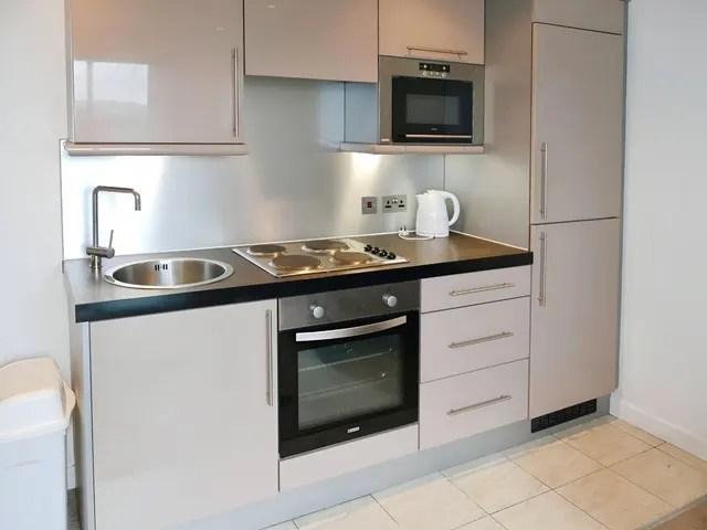 Neptune Street, Leeds, LS9, photo 3