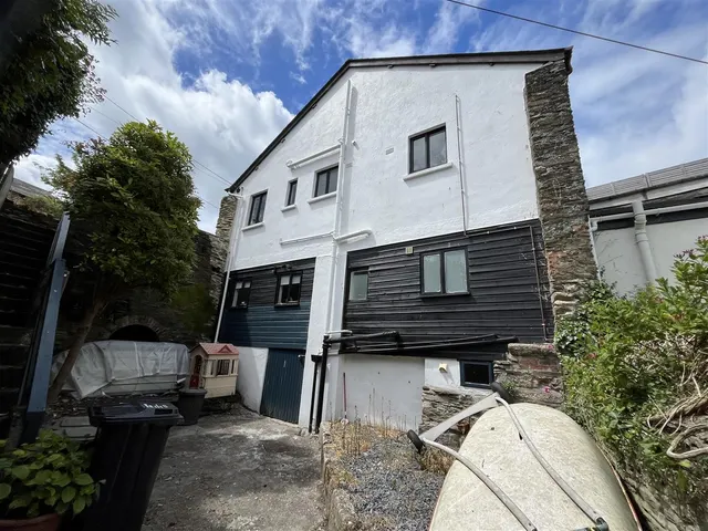 Fore Street, Polruan, photo 3