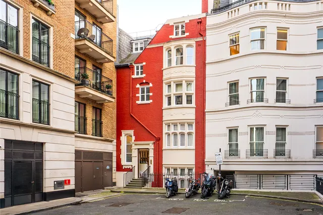 Photo 3 — Arlington Street, Mayfair, London, SW1A 1RD