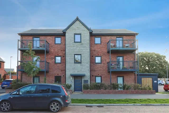 Dowsell Way, Yate, BS37, photo 2