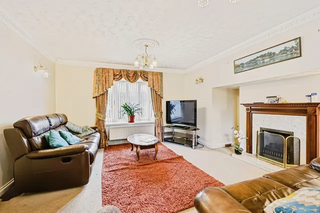Colonial Drive, Northampton, NN4, photo 2