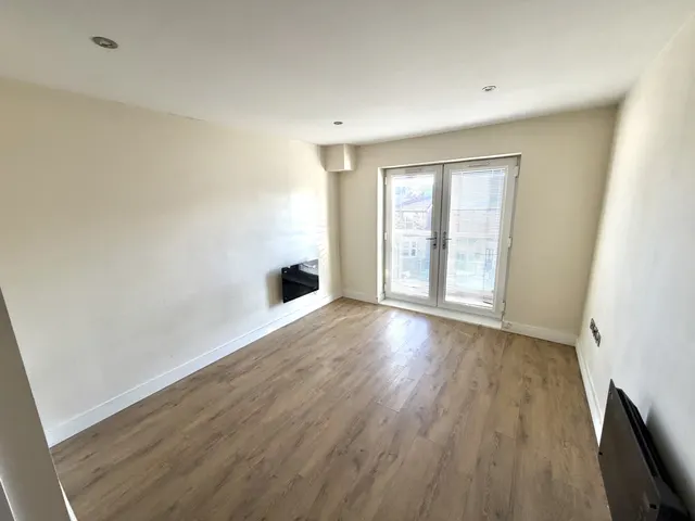 Fitzalan Road, Sheffield, S13, photo 3
