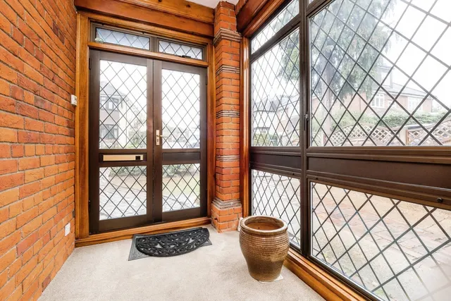 Photo 2 — Park Avenue, WOODFORD GREEN, Essex, IG8