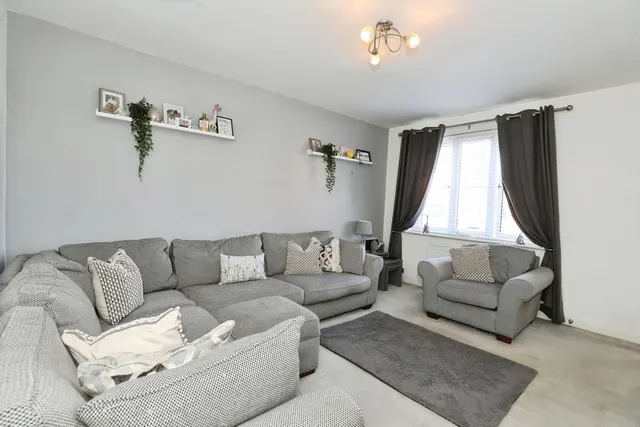 Photo 2 — Joe Brown Close, CREWE, Cheshire, CW1