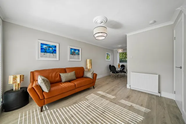 Inverewe Avenue, Deaconsbank, G46, photo 2