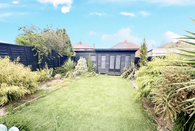 Masefield Road, Wheatly Hills, DN2, photo 2