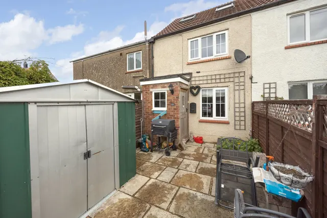 Poulshot Road, Poulshot, SN10, photo 1