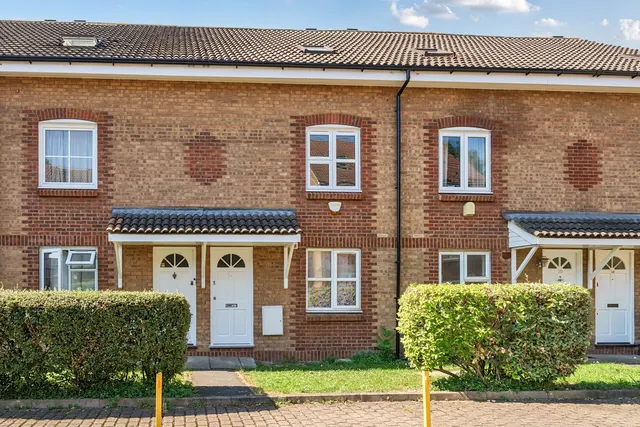 Bushwood Drive, SE1, photo 1