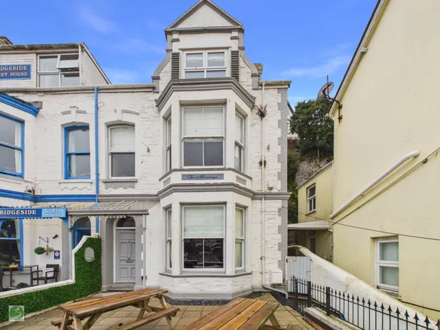 Bridgend, Fore Street, East Looe, PL13 1HH, photo 1