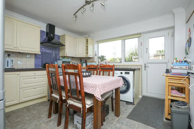 Woodnesborough Road, Sandwich, CT13, photo 3