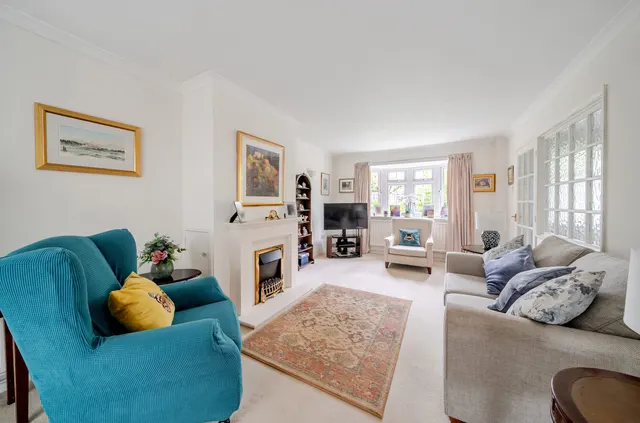 Glebe Court, Fleet, GU51, photo 2