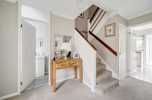 Glebe Court, Fleet, GU51, photo 3
