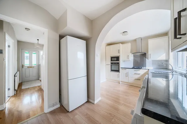 Carmelite Road, Harrow, HA3, photo 2