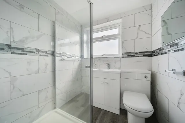 Carmelite Road, Harrow, HA3, photo 3
