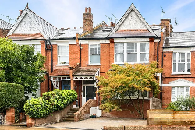 Alexandra Park Road, Muswell Hill, N10, photo 1
