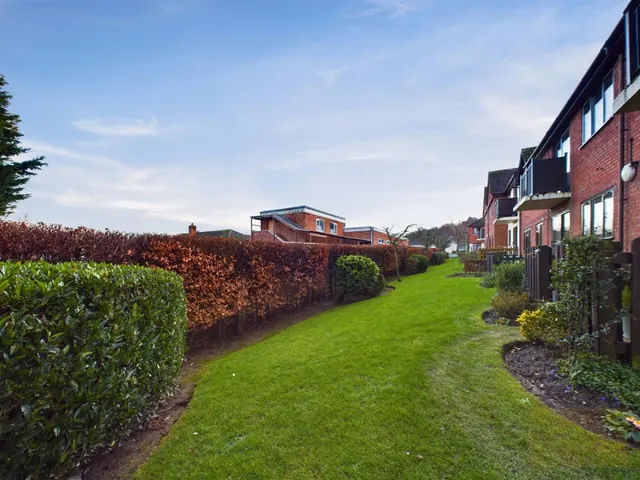 Church Road, Churchdown, GL3, photo 2