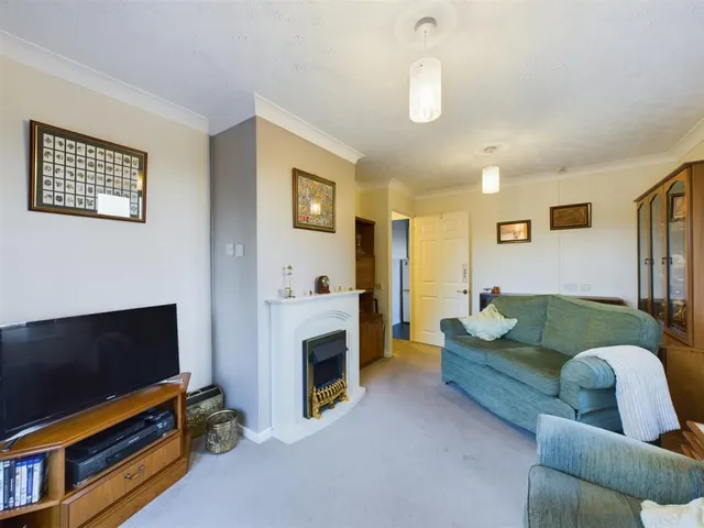 Church Road, Churchdown, GL3, photo 3