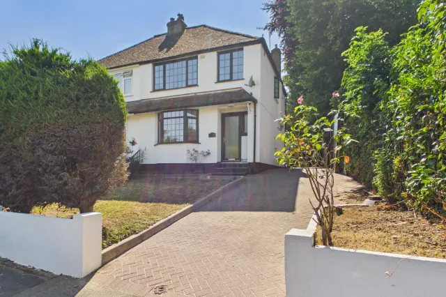 3 bedroom property, Heath Lane, Hemel Hempstead, HP1