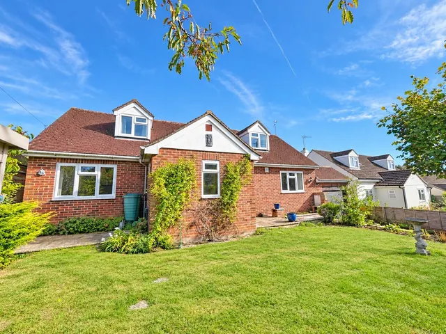 Church Lane, Brightwell-Cum-Sotwell, OX10, photo 2
