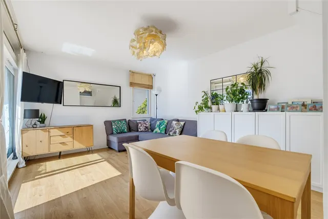 Cedars Road, London, SW4, photo 2