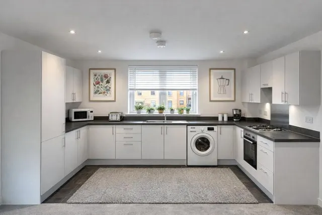 Thorpe Close, Bordon, GU35, photo 3