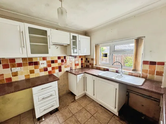Cranmore Lane, Aldershot, GU11, photo 3