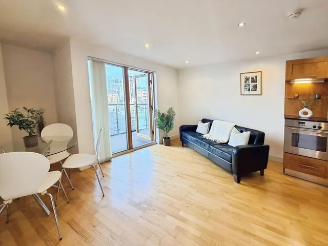 Chadwick Street, LS10, photo 1