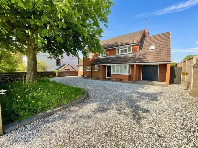 Rough Close, Stoke-On-Trent, ST3, photo 1
