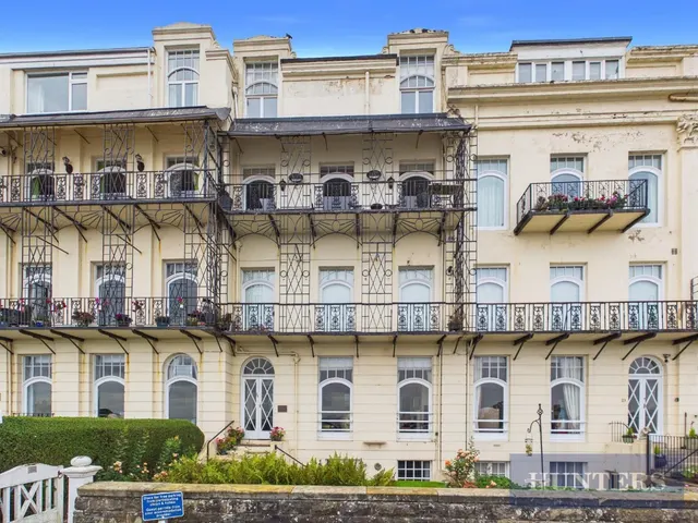 Esplanade, Scarborough, YO11, photo 1