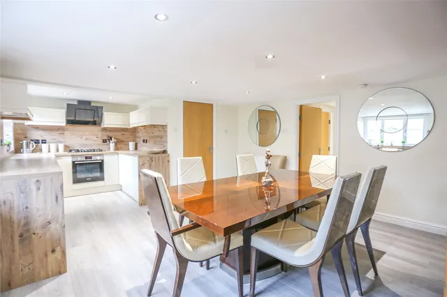 Parsonage Road, Heaton Moor, SK4, photo 2