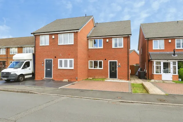 Chapel Street, Bilston, WV14, photo 1