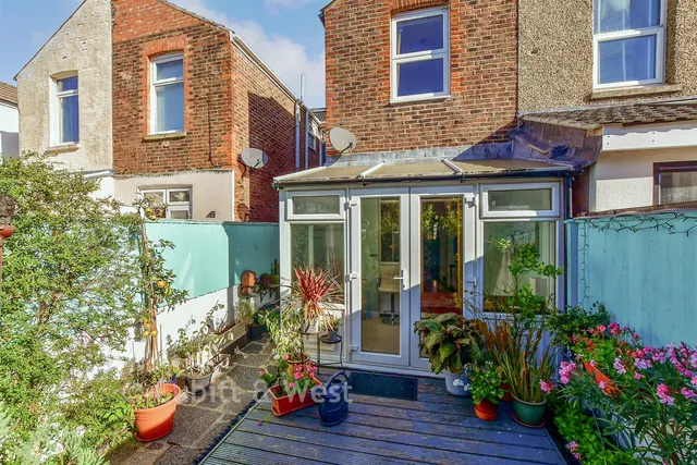Mafeking Road, Southsea, PO4, photo 2