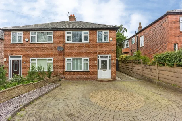 Mauldeth Road West, Chorlton, Manchester, M21, photo 1