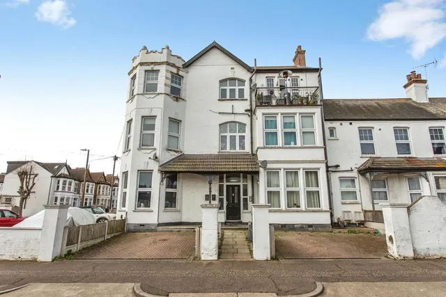 Cromer Lodge, Cromer Road, Southend-on-Sea, Essex, SS1, photo 1