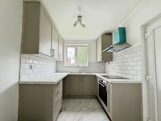 Empress Drive, Leigh, WN7, photo 2