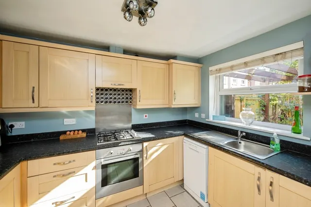Sylvan Avenue, Kirkby-in-Ashfield, NG17, photo 3