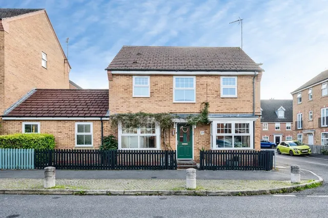 Sylvan Avenue, Kirkby-in-Ashfield, NG17, photo 1