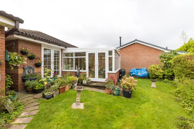 Shellingford Close, Appley Bridge, WN6, photo 2