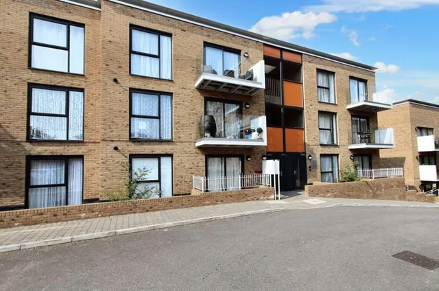 Zodiac Close, Gemini Court, HA8, photo 1