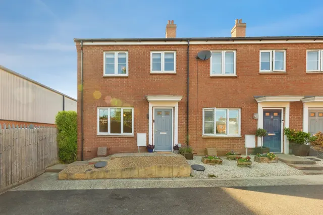 Chappell Close, Aylesbury, photo 1