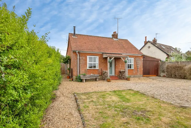 Eagle Road, Ingworth, Norwich, photo 1