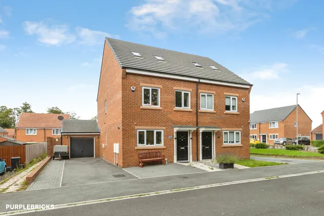 Haydock Drive, Darlington, DL1, photo 1