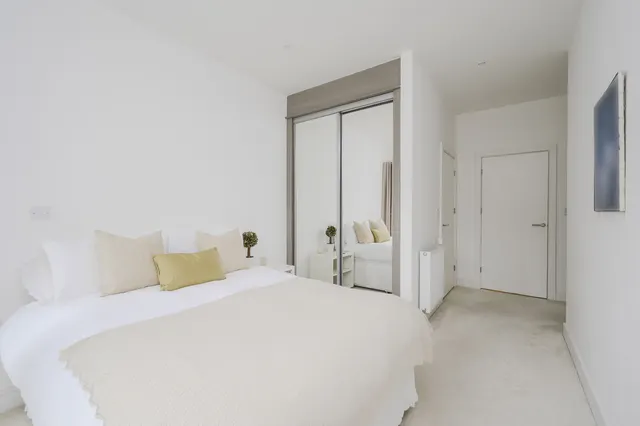 Hartfield Road, London, SW19, photo 3