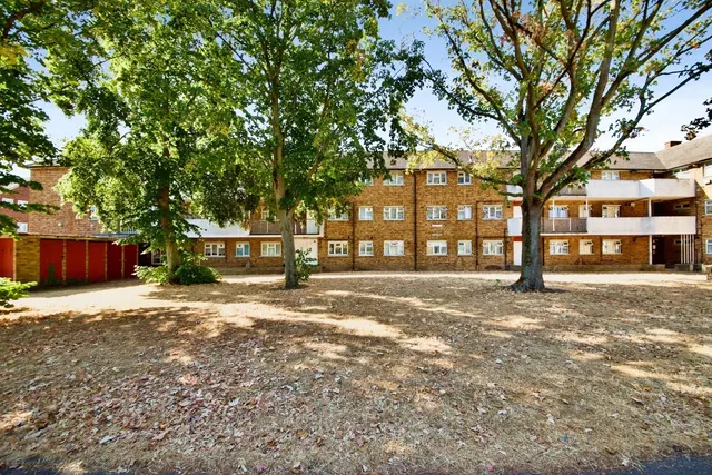 Photo 2 — Padnall Road, Essex, RM6