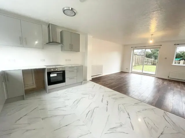 Littlehampton, BN17, photo 3