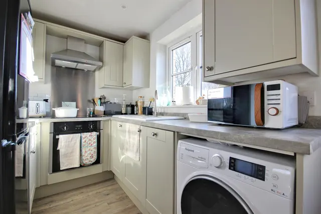 Photo 3 — Jessop Terrace, Leconfield, Beverley