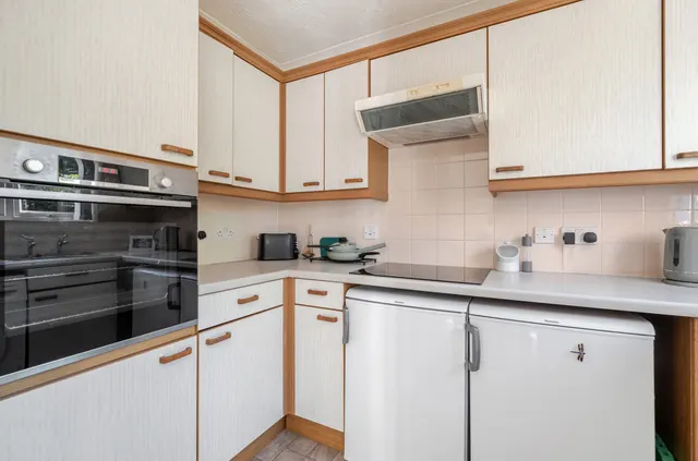 Wakehurst Place, Rustington, BN16, photo 2